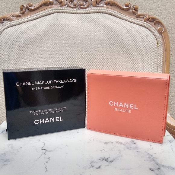 CHANEL Handbags - Chanel Makeup Takeaways The Nature Getaway Limited Edition Pouch Clutch